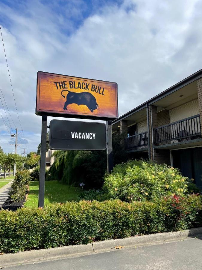 טראראלגון The Black Bull Motel מראה חיצוני תמונה